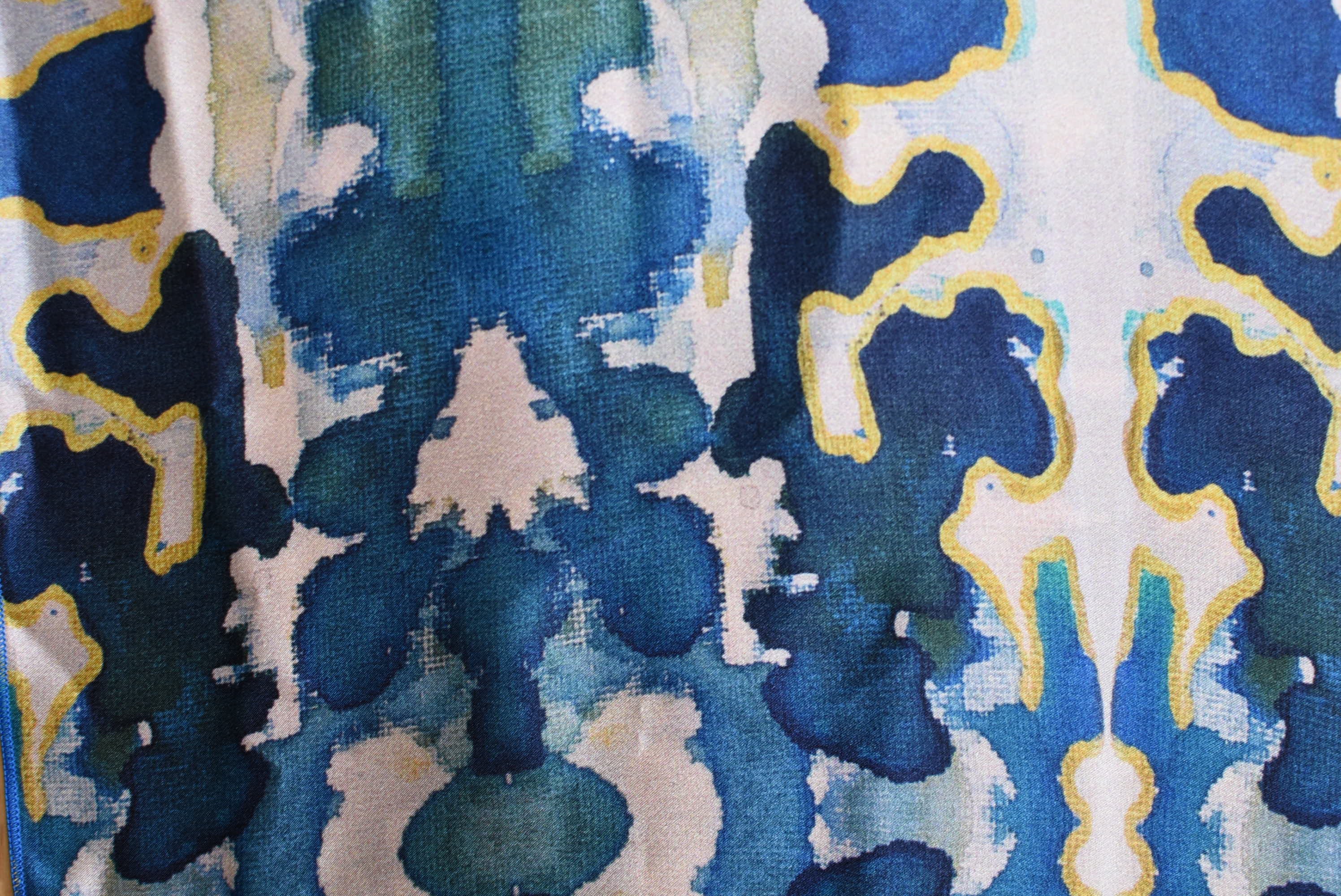 Luxury Silk Medium Scarf - Amakusa